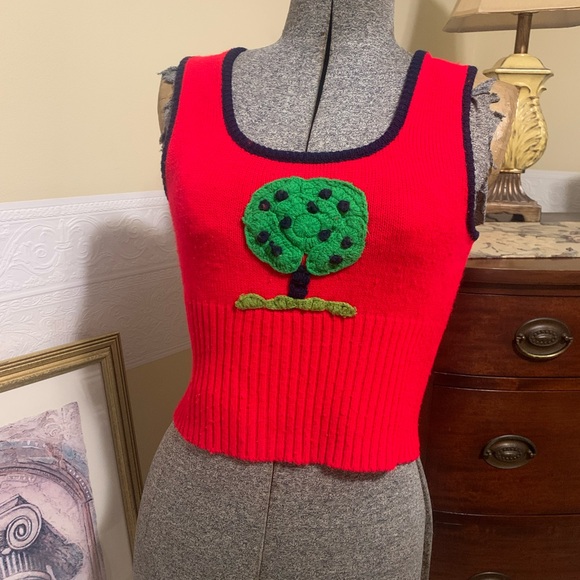 Vintage 90’s Knit Crop Top Raised Embroidered Apple Tree Size Small. - Picture 1 of 10
